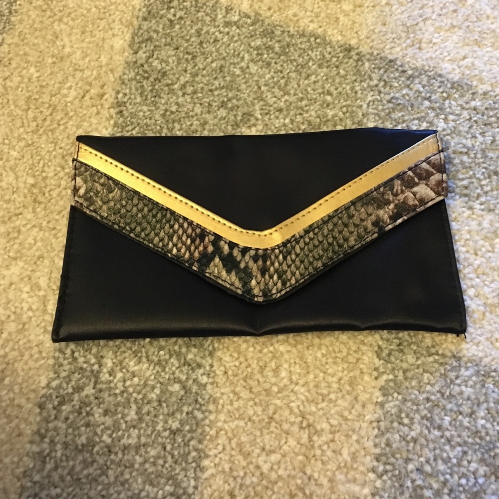 NEW Black Clutch